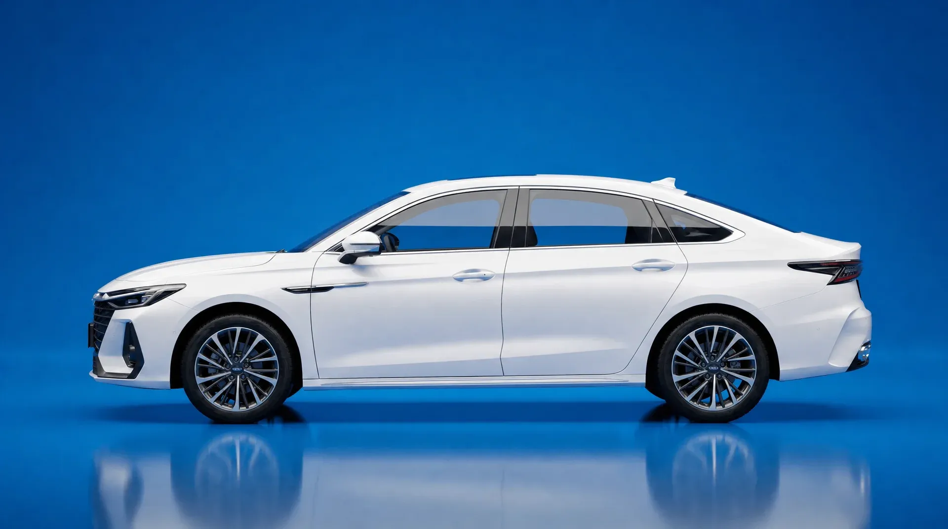 Chery Arrizo 8 — Сбоку