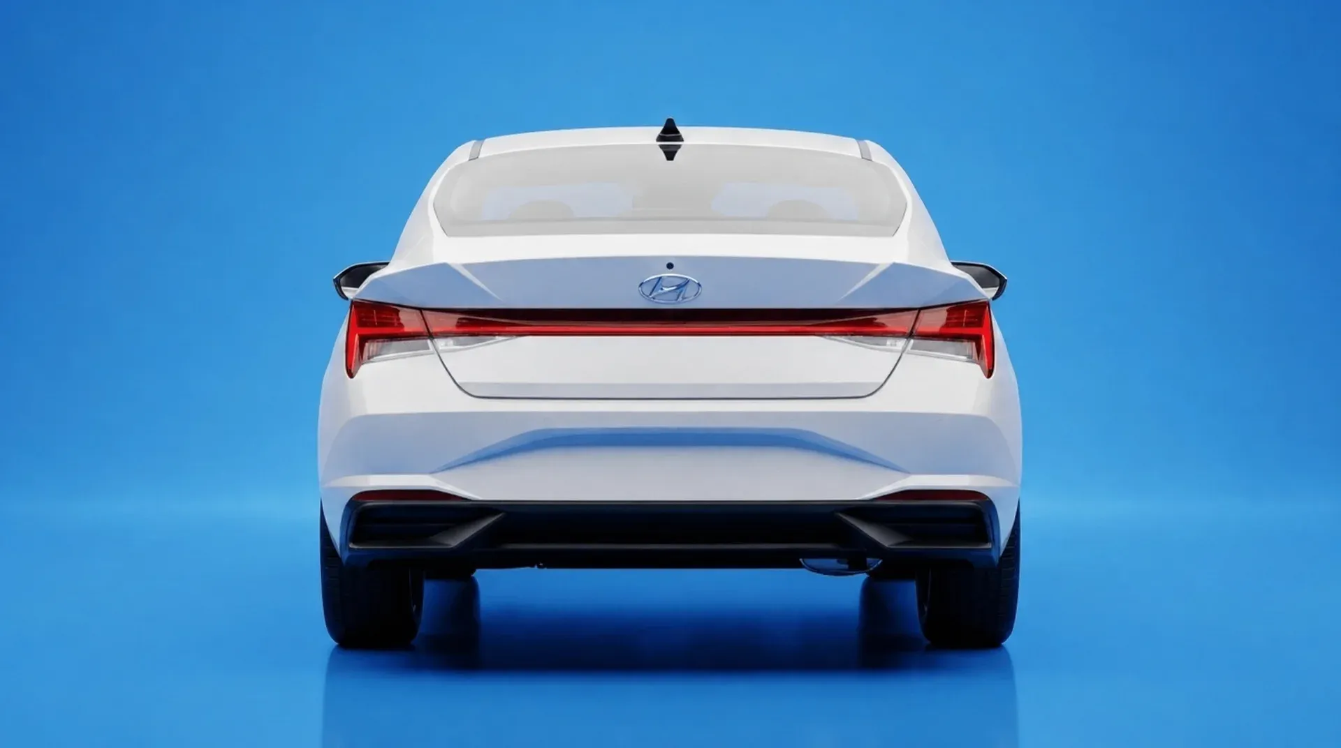 Hyundai Elantra — Зад