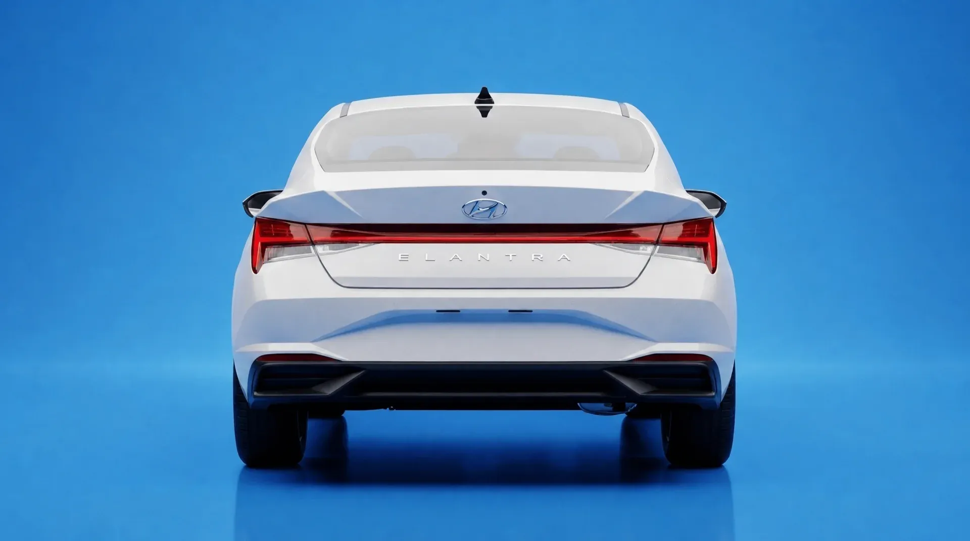 Hyundai Elantra — Зад