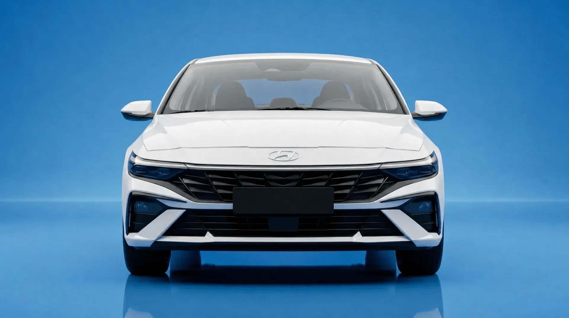 Hyundai Elantra — Спереди